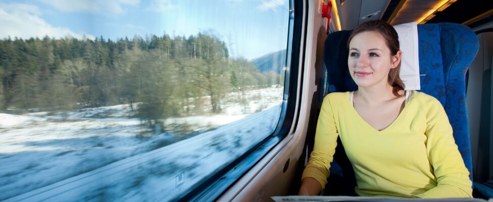 Verpflegungsmehraufwand Pauschale Reise Bahn Frau Title