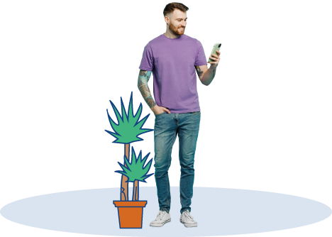 Mann mit Smartphone informiert sich über die Steuererklärung bei Arbeitslosengeld