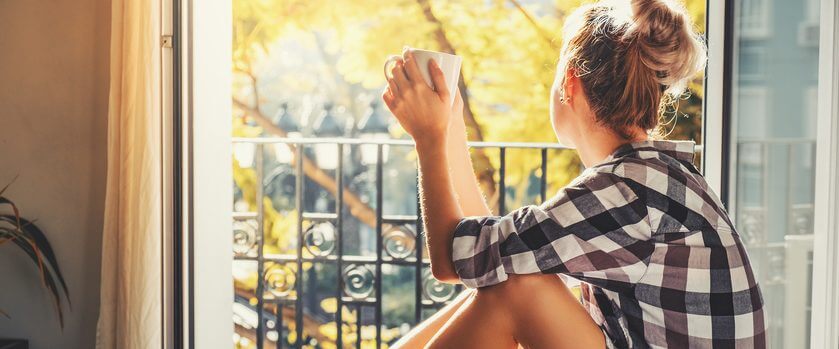 Airbnb Steuer Frau Wohnung