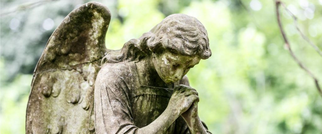 Familien-Grab Ssanierung Engel Stein
