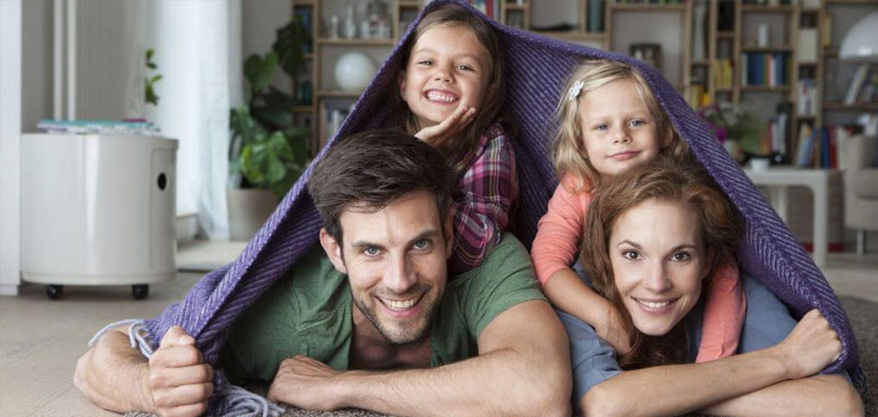 Überflüssige Versicherungen Familie titelbild
