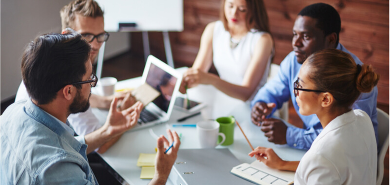 Arbeitnehmer & Beamte